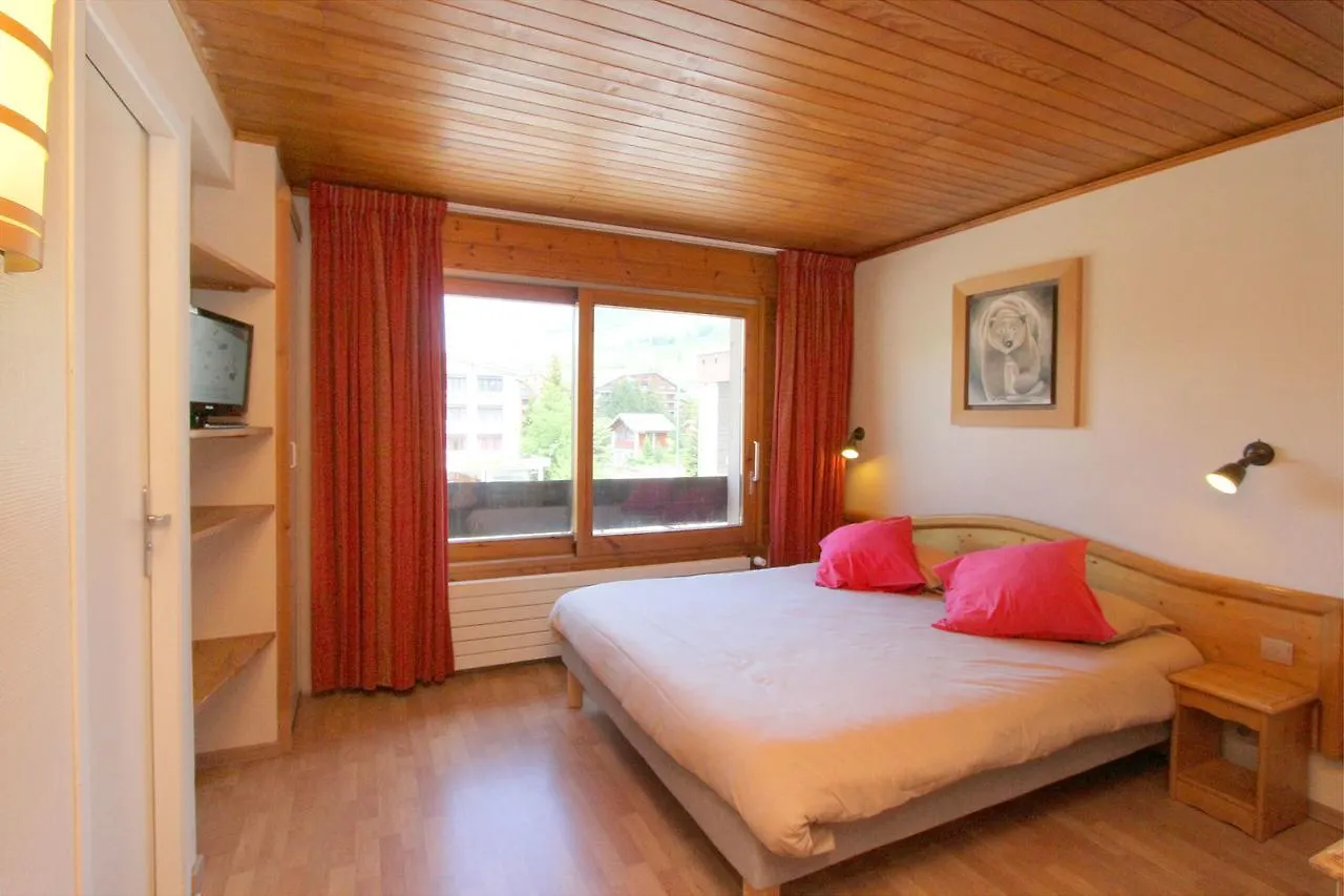 Hotel Le Sherpa Les Deux Alpes 2*,